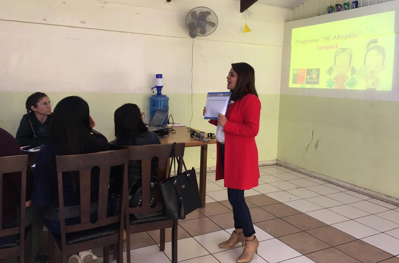 Programa Mi Abogado de Iquique capacita en Residencia Nido Amigo