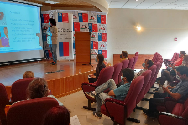 Consultorio JurÃdico de Tocopilla, realizó una charla socioeducativa al sector salud