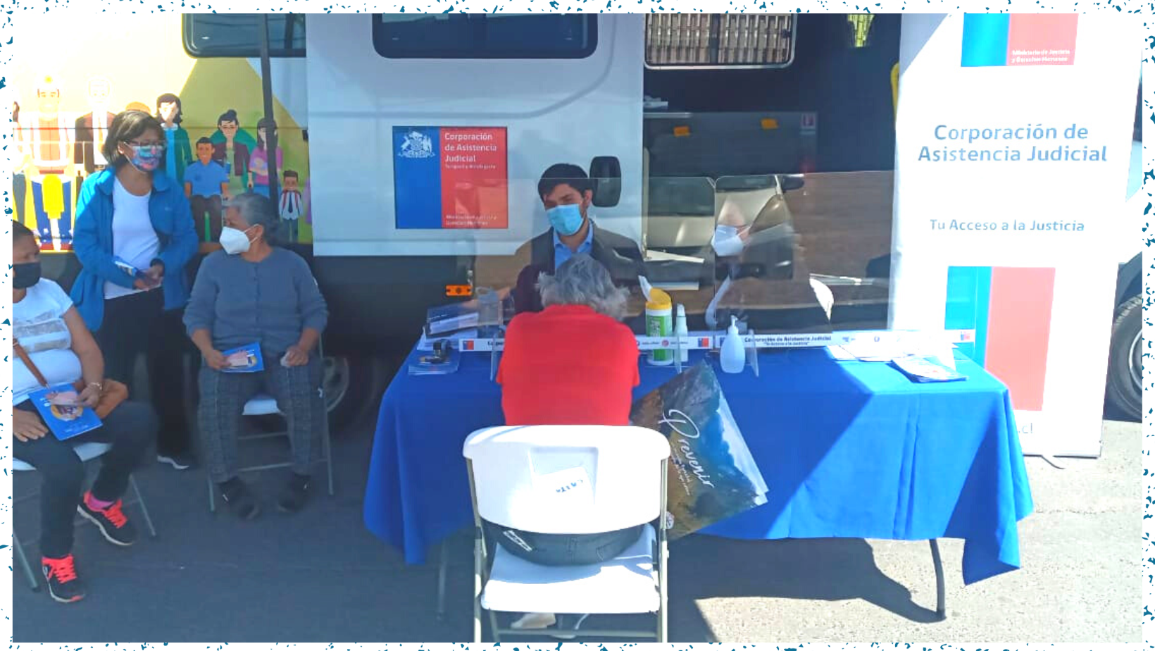 Consultorio Jurídico de Alto Hospicio participó en la Plaza Ciudadana  desarrollada en sector Quebradilla