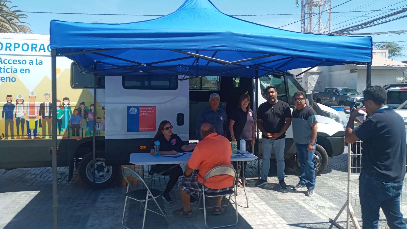 Consultorio Jurídico de Pozo Almonte participa en Gobierno en Terreno