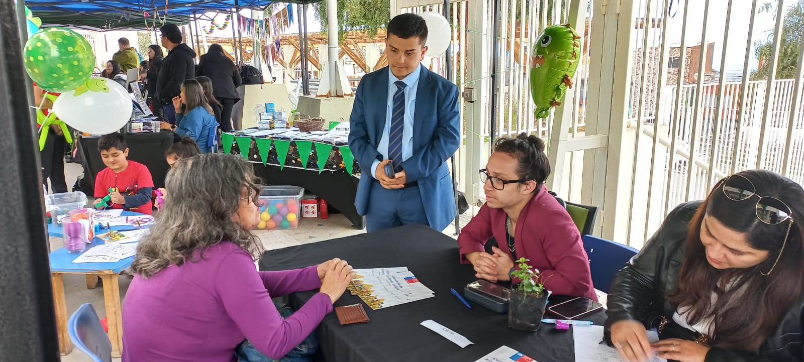 Consultorio Jurídico Antofagasta Norte Participa en Plaza Ciudadana por el Mes de la Salud Mental