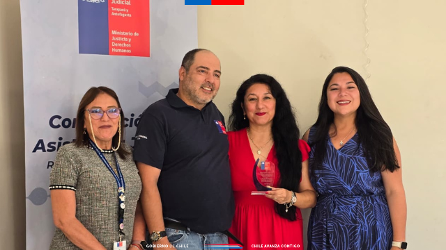 Reconocimiento al mérito literario