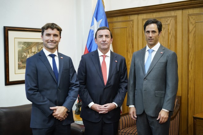 Nuevas autoridades del Ministerio de Justicia y Derechos Humanos inician gestión