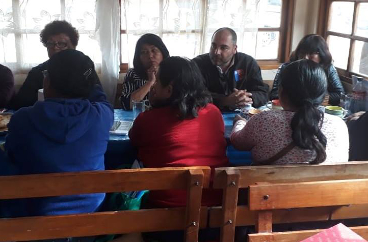 El Director Regional de Arica y Parinacota se reune en la localidad de Azapa