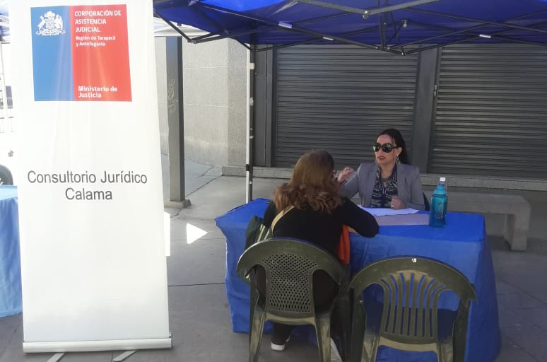 Consultorio Jurídico Calama participa en actividad organizada por la Oficina de la Mujer