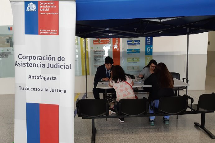 Consultorio Jurídico Antofagasta Norte realizó atenciones jurídicas y sociales en el Hospital Regional de Antofagasta